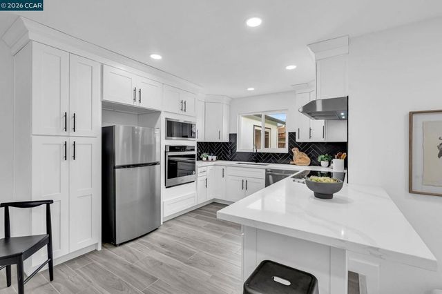 1548 1548 Dianda Dr, Concord, CA 94521