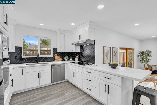 1548 1548 Dianda Dr, Concord, CA 94521