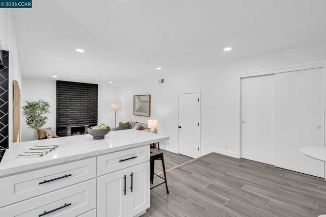 1548 1548 Dianda Dr, Concord, CA 94521