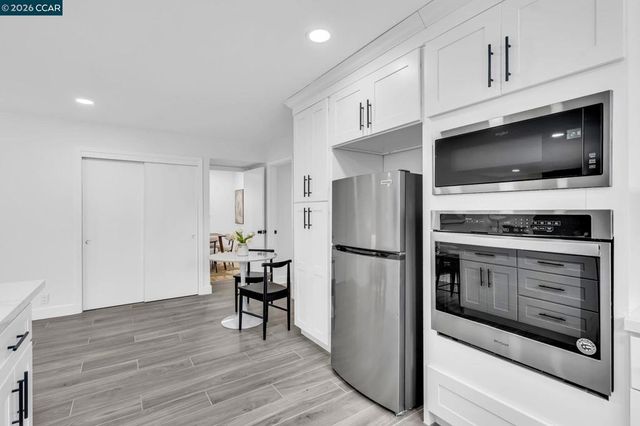 1548 1548 Dianda Dr, Concord, CA 94521