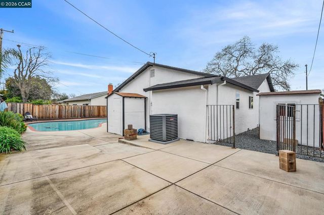 1548 1548 Dianda Dr, Concord, CA 94521