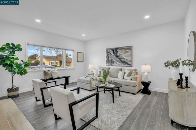 1548 1548 Dianda Dr, Concord, CA 94521