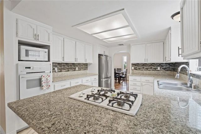 14610 Apple Valley, Apple Valley, CA 92307