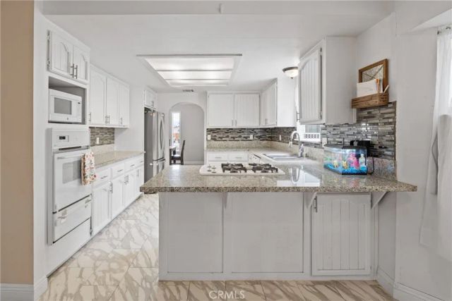 14610 Apple Valley, Apple Valley, CA 92307