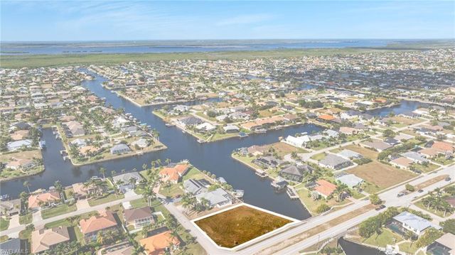 2503 SW 41st ST, Cape Coral, FL 33914