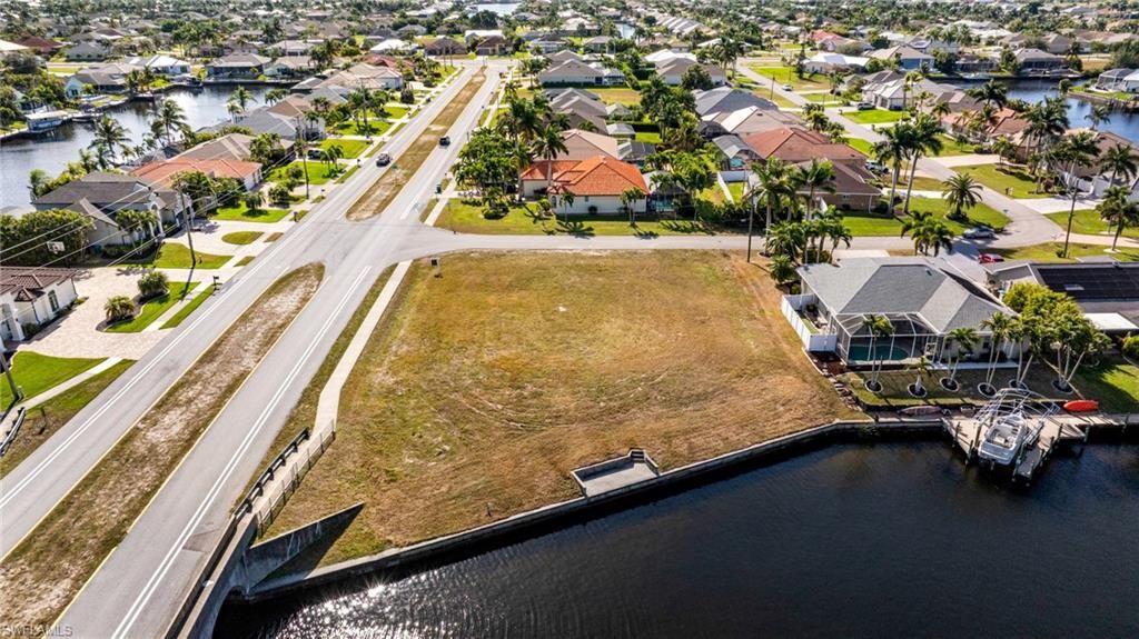 2503 SW 41st ST, Cape Coral, FL 33914