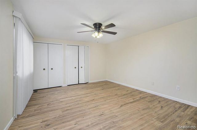 37313 Clubhouse Drive, Sterling Heights, MI 48312