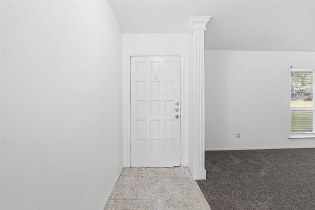 1607 Arrowhead Drive, Pantego, TX 76013