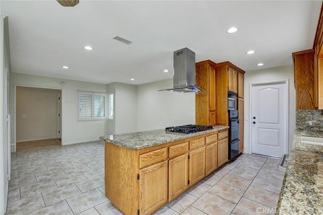 1652 Lance, Tustin, CA 92780