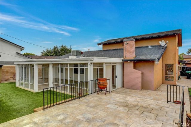 1652 Lance, Tustin, CA 92780