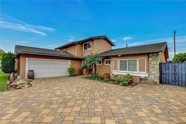 1652 Lance, Tustin, CA 92780