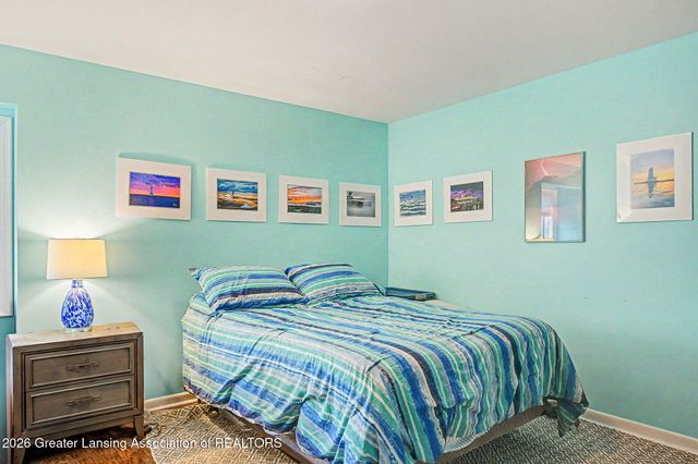 523 Bainbridge Drive 34, East Lansing, MI 48823