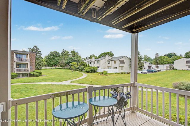 523 Bainbridge Drive 34, East Lansing, MI 48823