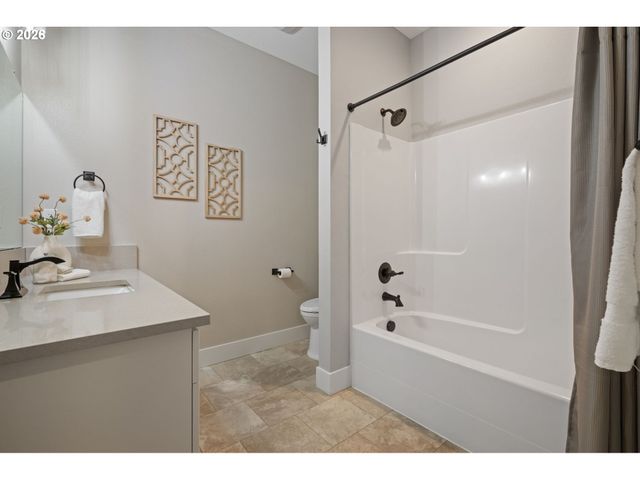2704 Se 18TH Ave, Battle Ground, WA 98604