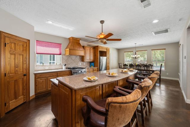 28333 Timber Oaks Court, Magnolia, TX 77355
