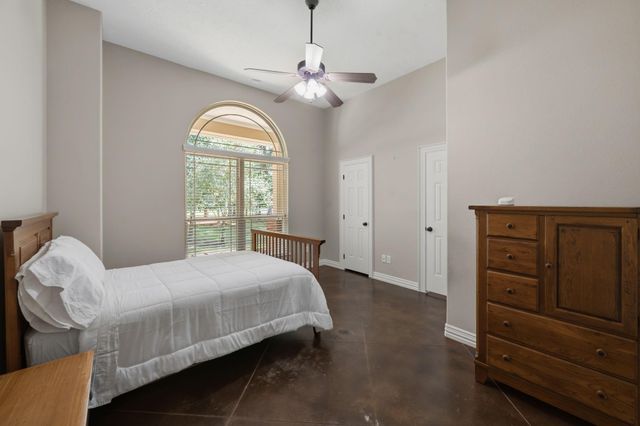 28333 Timber Oaks Court, Magnolia, TX 77355