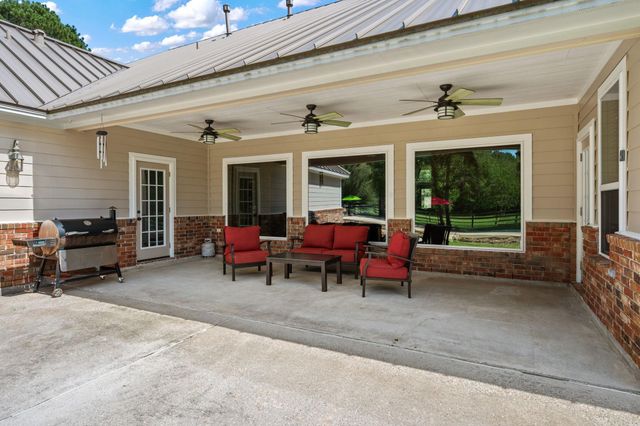 28333 Timber Oaks Court, Magnolia, TX 77355