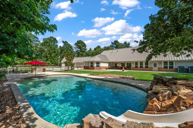 28333 Timber Oaks Court, Magnolia, TX 77355