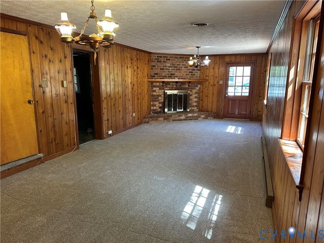 9150 Gregory Dr, North Chesterfield, VA 23236