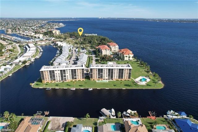 4280 SE 20th PL 207, Cape Coral, FL 33904