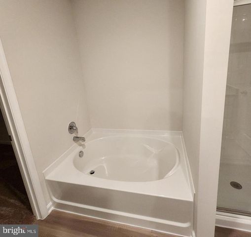 69 CRAMSFORD ST, Falling Waters, WV 25419