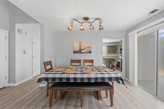 8748 Redwater Dr, Antelope, CA 95843