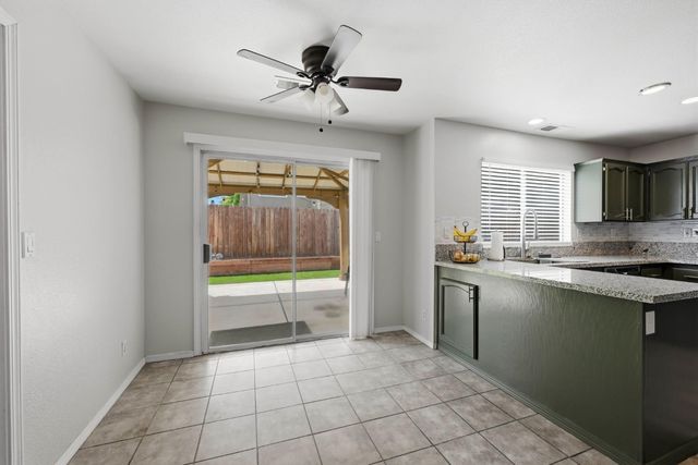 8748 Redwater Dr, Antelope, CA 95843