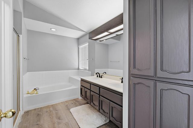 8748 Redwater Dr, Antelope, CA 95843