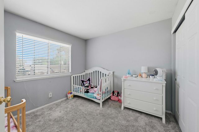 8748 Redwater Dr, Antelope, CA 95843