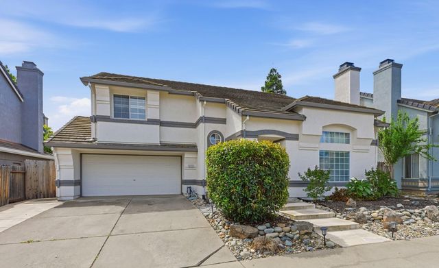 8748 Redwater Dr, Antelope, CA 95843