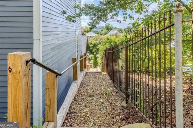 204 E 5th Avenue, Rome, GA 30161