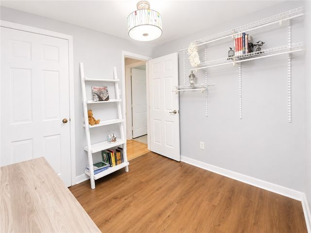 128 Sylvania Dr, South Park, PA 15236