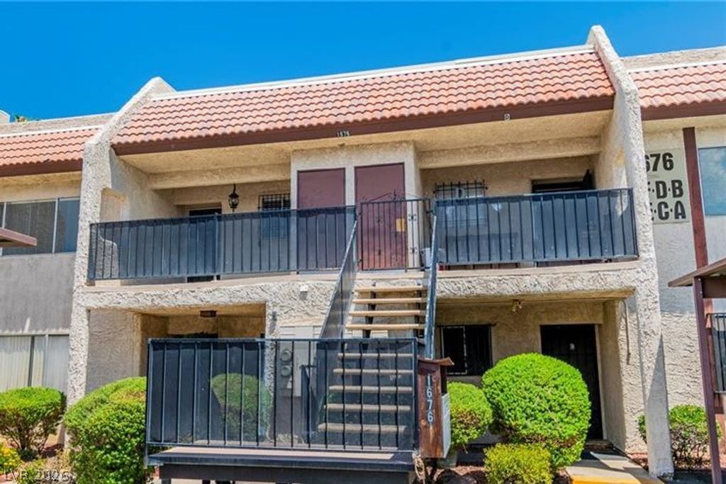 1676 Jupiter Court F, Las Vegas, NV 89119 — photo 4