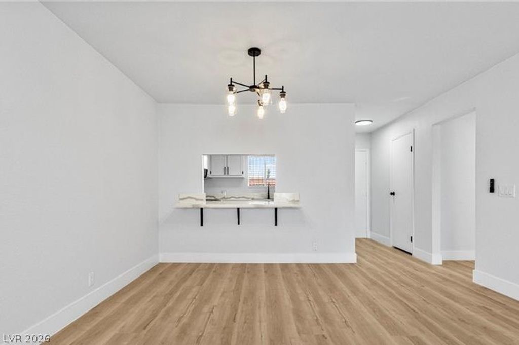 1676 Jupiter Court F, Las Vegas, NV 89119 — photo 5