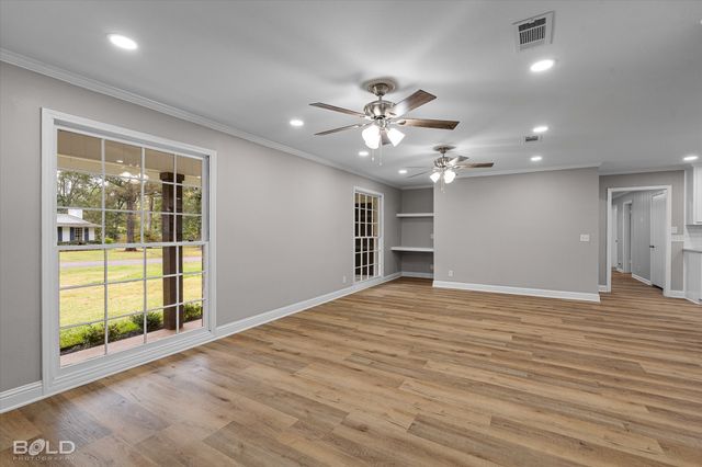 517 Pierremont Circle, Shreveport, LA 71106