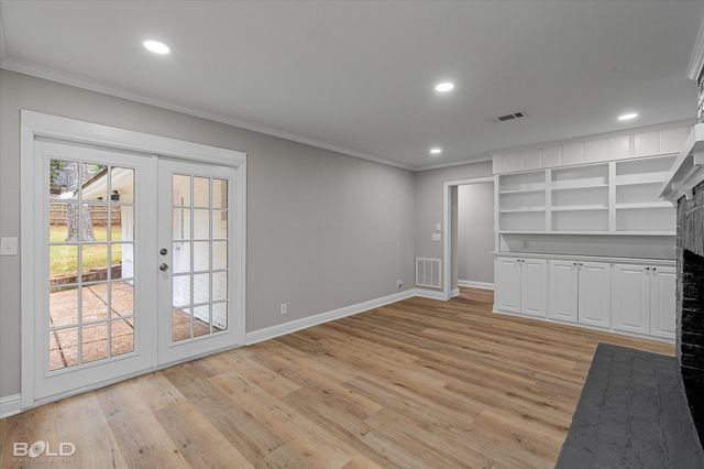 517 Pierremont Circle, Shreveport, LA 71106