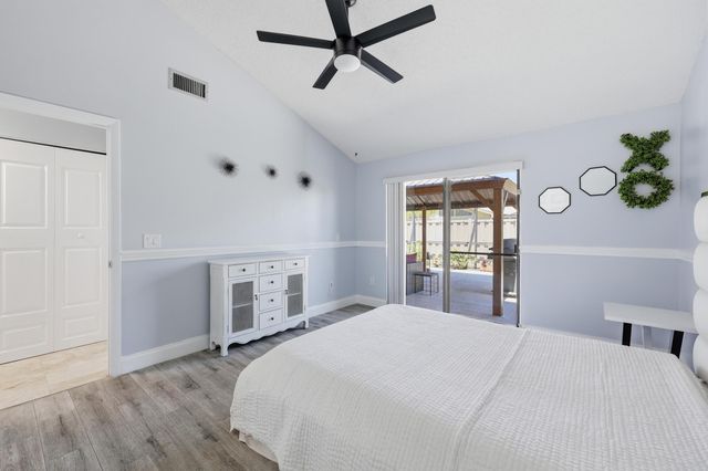 5460 Eagle Lake Drive 72b, Palm Beach Gardens, FL 33418