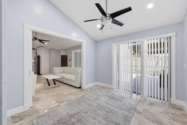 5460 Eagle Lake Drive 72b, Palm Beach Gardens, FL 33418