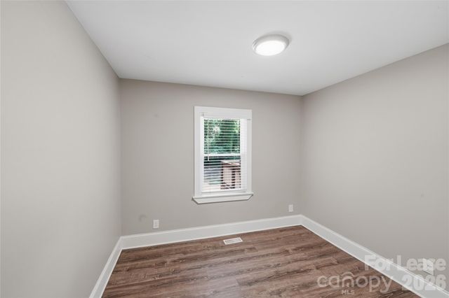 4239 Dinglewood Avenue, Charlotte, NC 28205