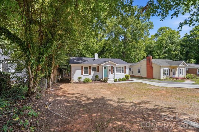 4239 Dinglewood Avenue, Charlotte, NC 28205