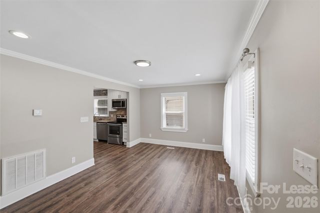 4239 Dinglewood Avenue, Charlotte, NC 28205