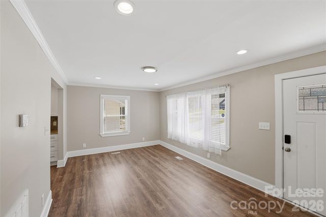 4239 Dinglewood Avenue, Charlotte, NC 28205