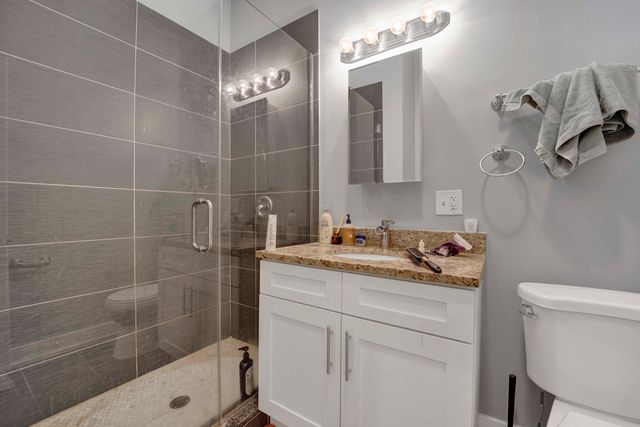 1019 W Lake Street 2, Chicago, IL 60607