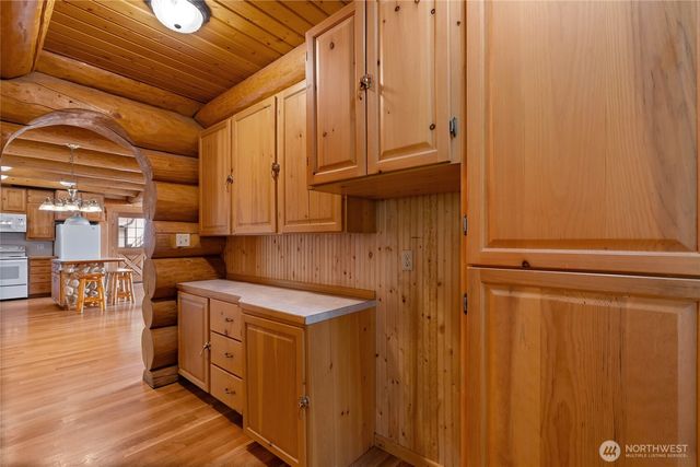 42323 22nd Avenue E, Eatonville, WA 98328