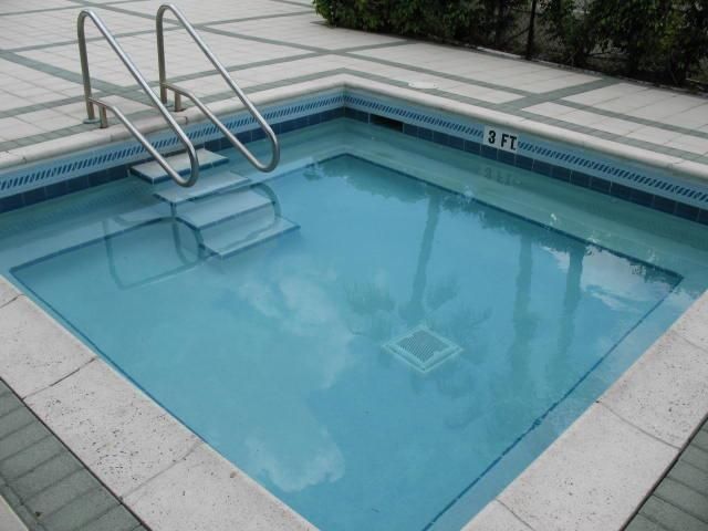 2334 S Cypress Bend Drive 802, Pompano Beach, FL 33069