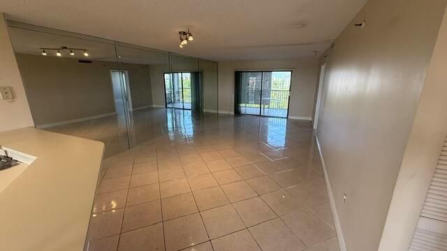 2334 S Cypress Bend Drive 802, Pompano Beach, FL 33069