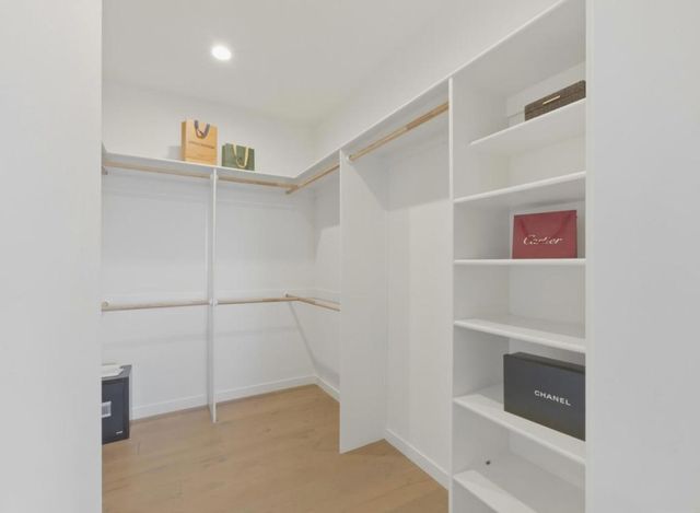 60 Dartmouth Avenue, San Carlos, CA 94070