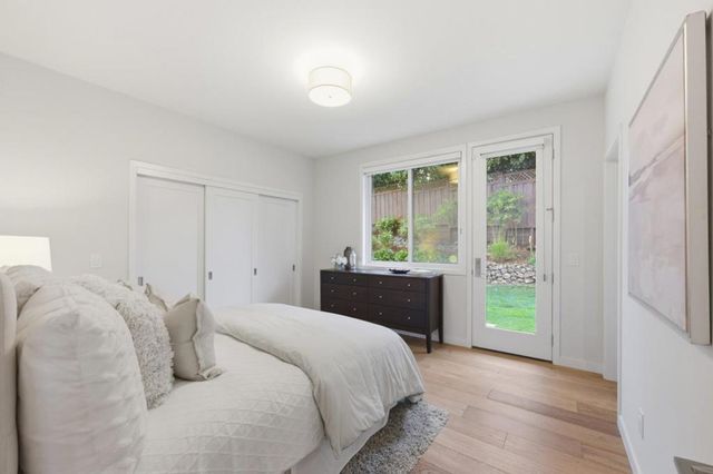 60 Dartmouth Avenue, San Carlos, CA 94070