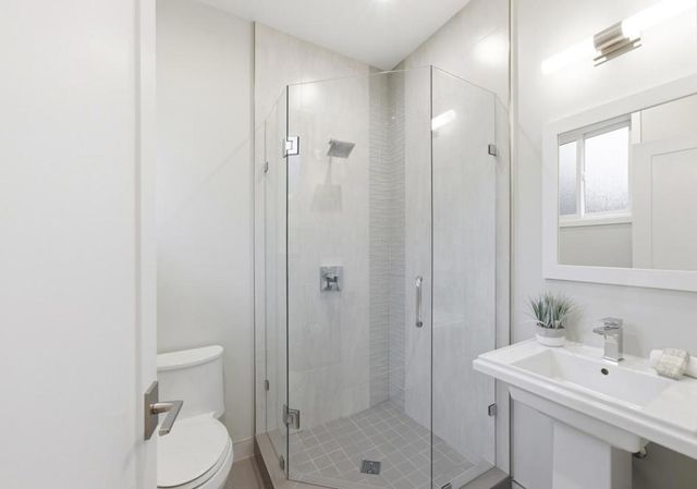 60 Dartmouth Avenue, San Carlos, CA 94070