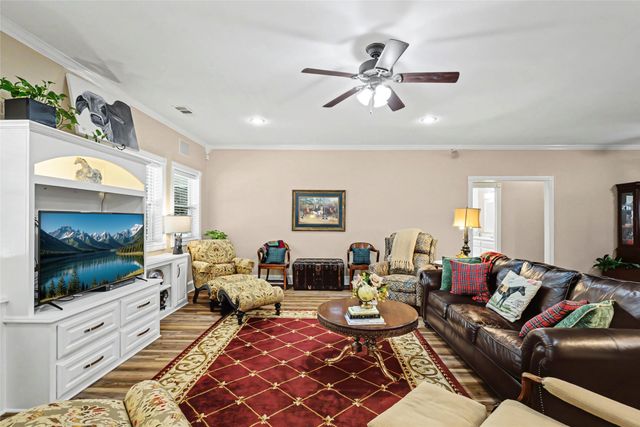 1975 CR 4106, Greenville, TX 75401